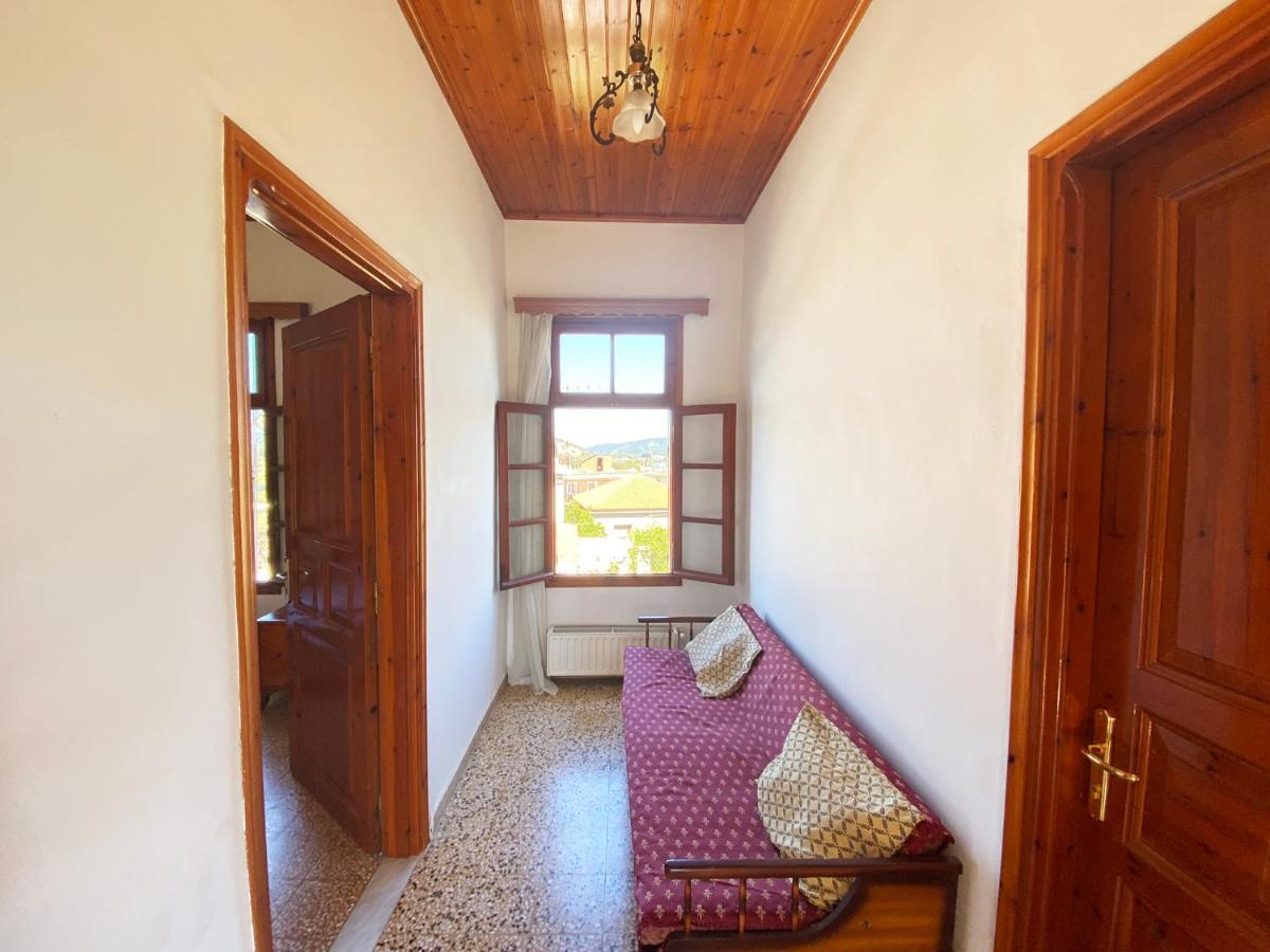 Dusk Apartments With Stunning Mountain View La Canée Extérieur photo